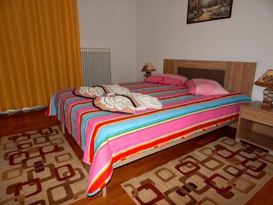 Cozy Apartment For 2-5 People-Center Tripoli 1 Экстерьер фото