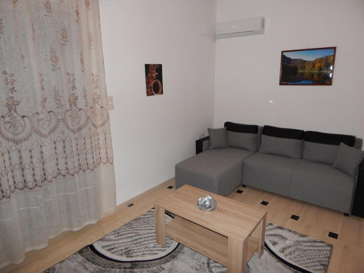 Cozy Apartment For 2-5 People-Center Tripoli 1 Экстерьер фото